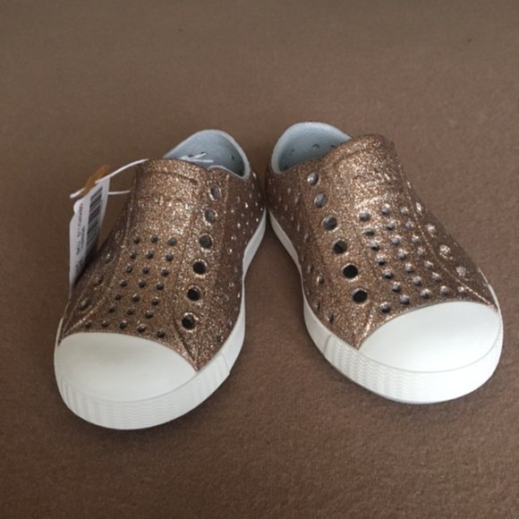 Native Jefferson Girls Vegan Child Metal Bling Kid's Clog New, Size 5, 6, 7 - Picture 6 of 8